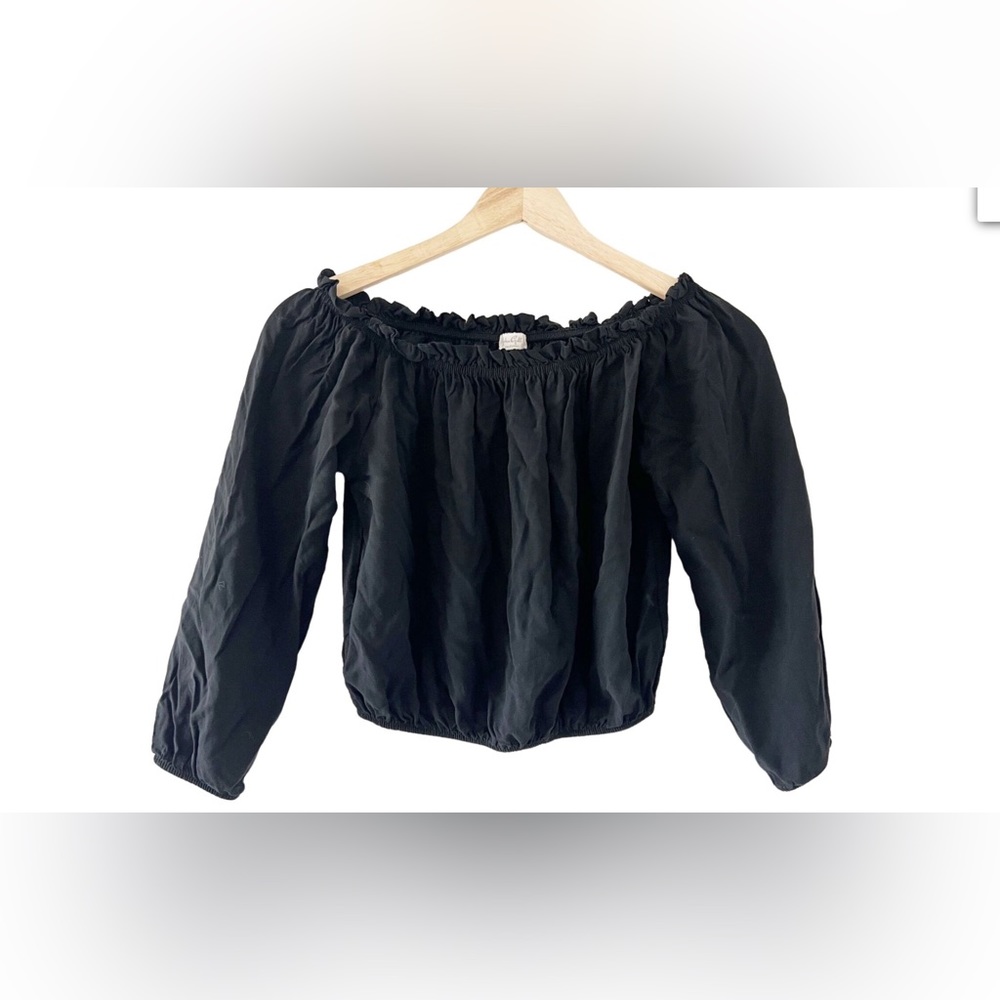 John Galt /Brandy Melville Peasant Top Long Sleeve Off Shoulder Black One Size
